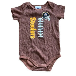 Pittsburgh Steelers NFL Infant Boys’ Brown Football Bodysuit size 18 months